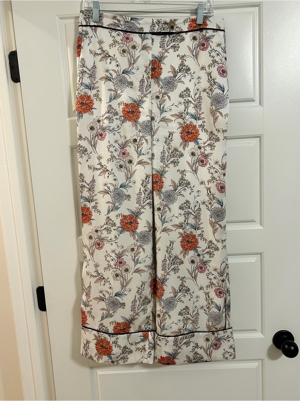 Ann Taylor Floral Wide-Leg Pants in Ivory with Orange & Pink Blooms